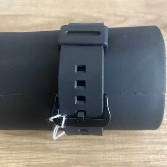 Casio Standard Analog Resin Strap Black Dial Quartz MW-240-1E2VDF Men's Watch - Picture 5 of 5